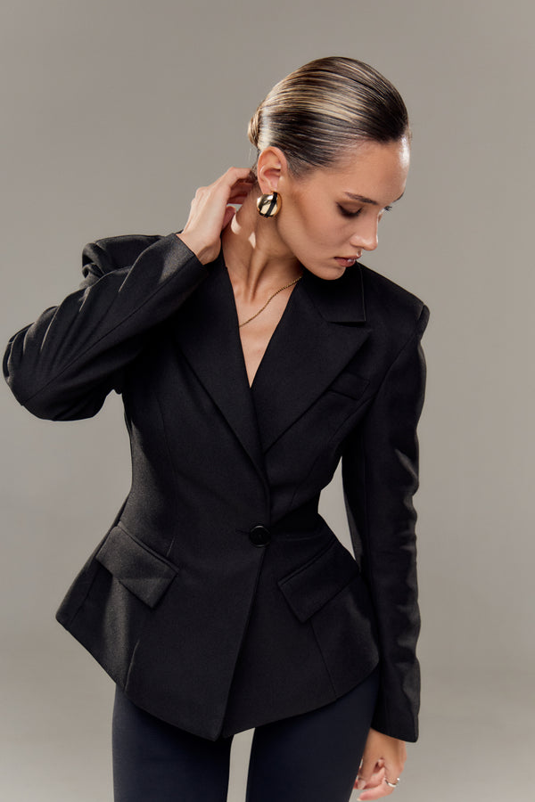 Contour Chic Blazer
