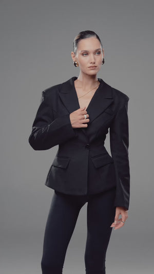 Contour Chic Blazer