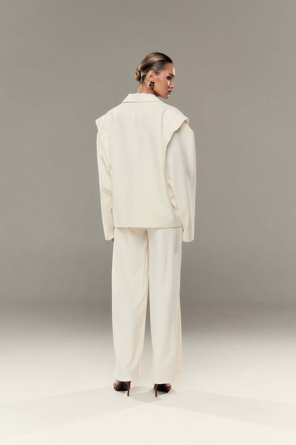 Modern Tailored Power Blazer